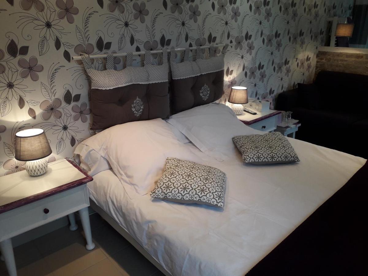 Bed and Breakfast Les Trois Pommiers Sommery Екстер'єр фото